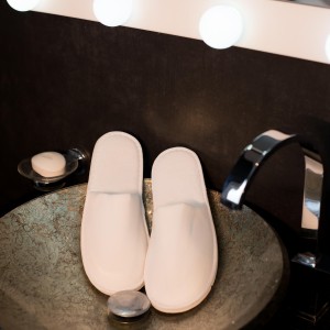 Bathroom slippers